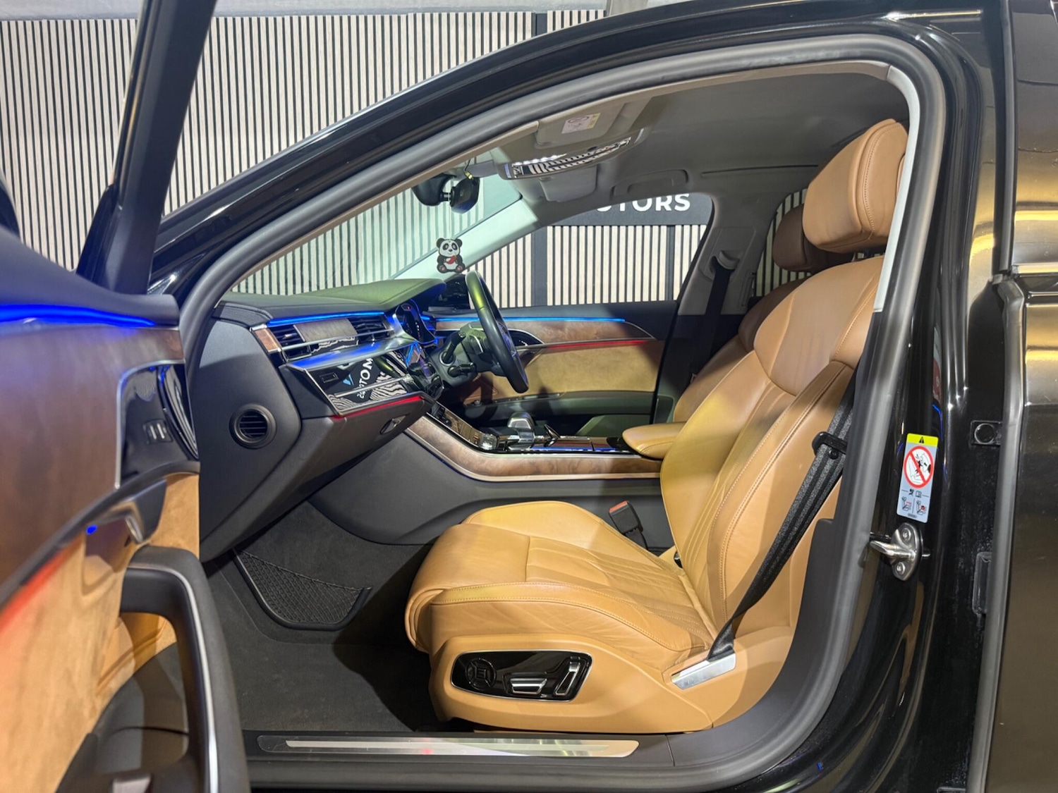 Used Audi A8 2018 for sale - 77166700: Photo 64