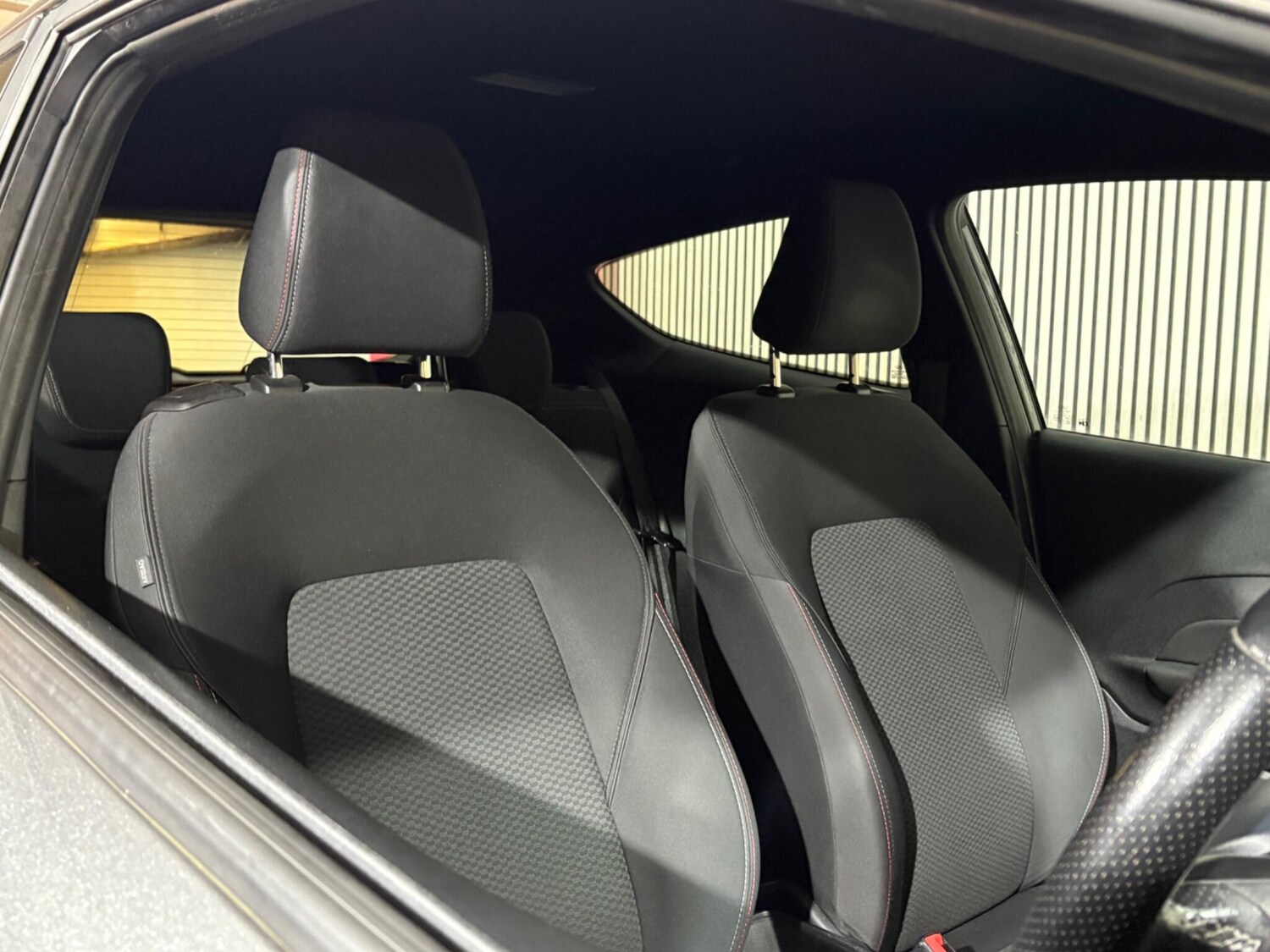 Used Ford Fiesta 2018 for sale - 77400586: Photo 24