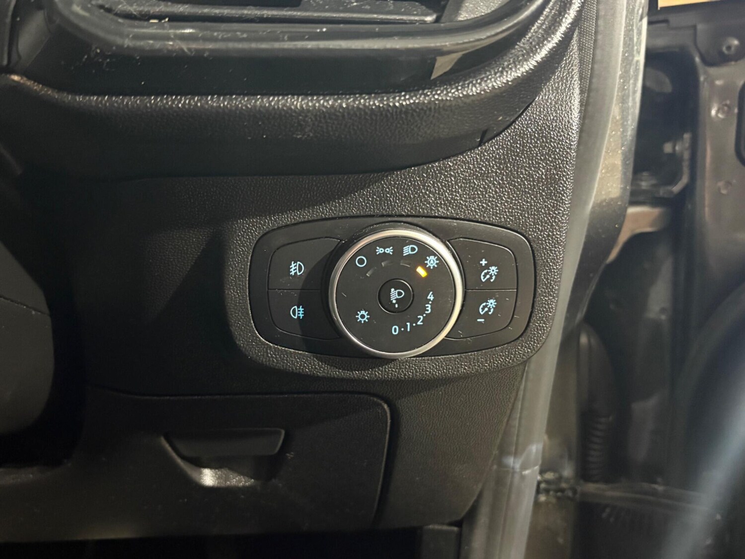 Used Ford Fiesta 2018 for sale - 77400586: Photo 29