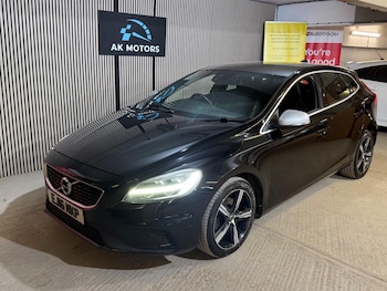 Used Volvo V40 2016 for sale - 78230903: Photo