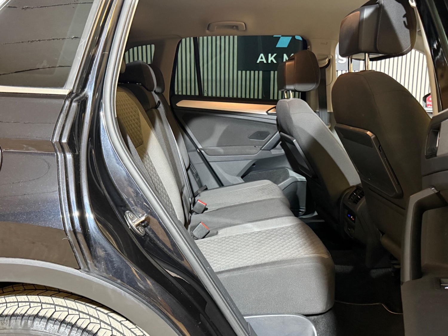 Used Volkswagen Tiguan 2018 for sale - 78058805: Photo 27