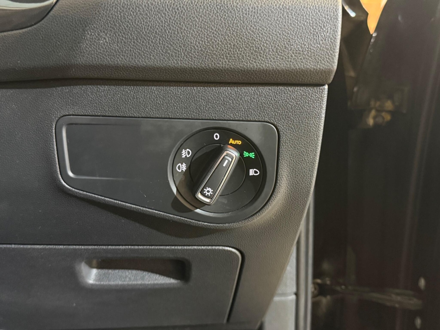 Used Volkswagen Tiguan 2018 for sale - 78058805: Photo 28