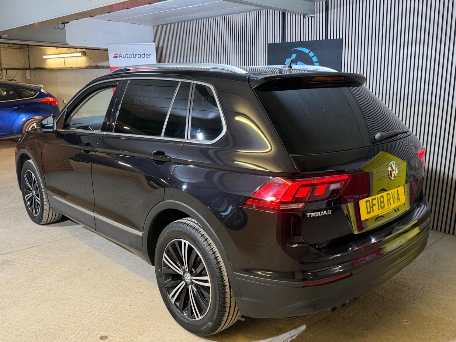 Used Volkswagen Tiguan 2018 for sale - 78058805: Photo 3