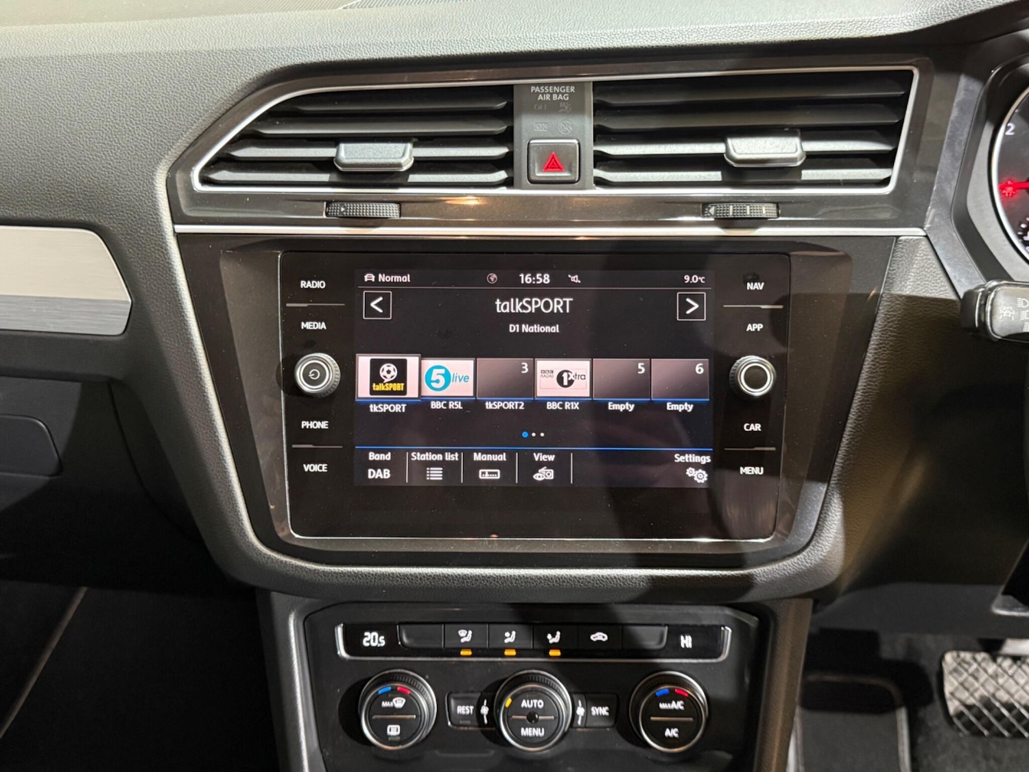 Used Volkswagen Tiguan 2018 for sale - 78058805: Photo 34