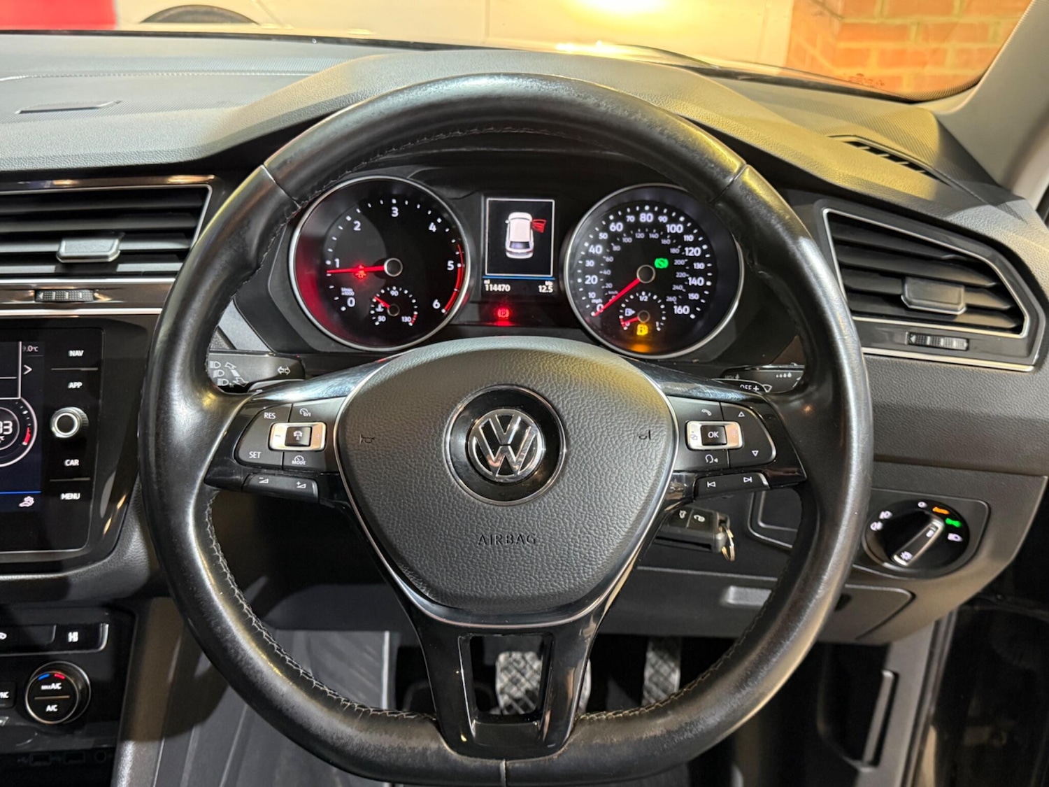 Used Volkswagen Tiguan 2018 for sale - 78058805: Photo 40