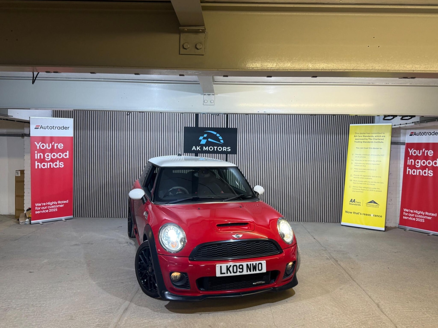 Used MINI Hatch 2009 for sale - 77882174: Photo 1