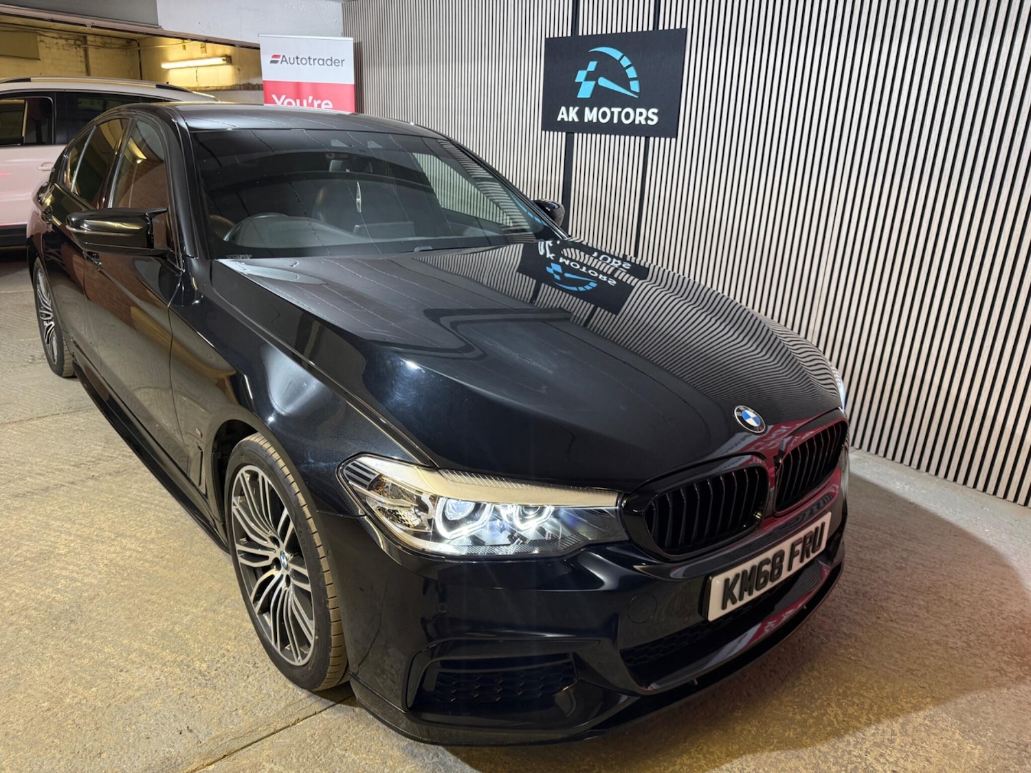 Used BMW 5 Series 2018 for sale - 76801154: Photo 10