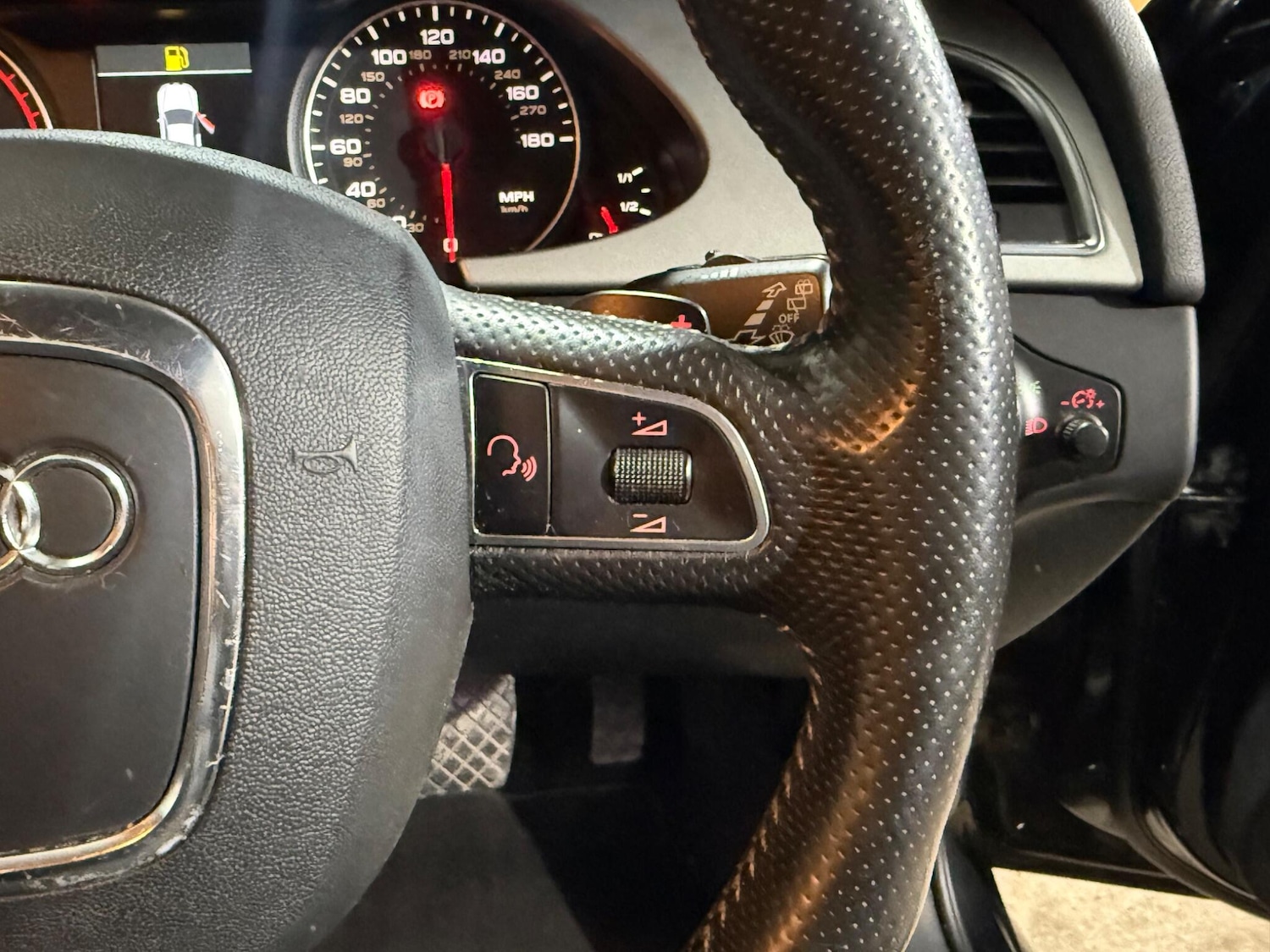 Used Audi A4 2011 for sale - 77484325: Photo 30