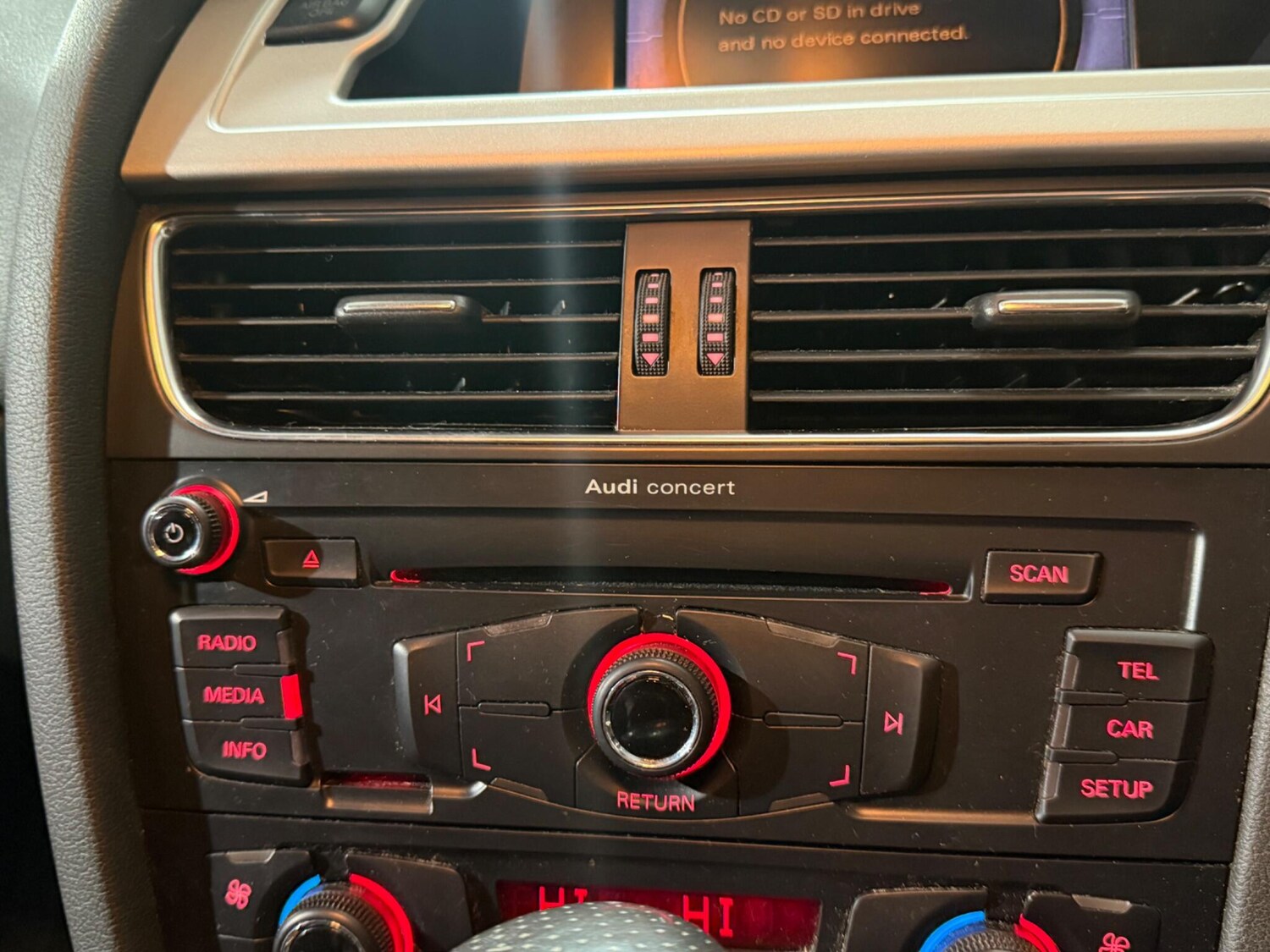 Used Audi A4 2011 for sale - 77484325: Photo 35