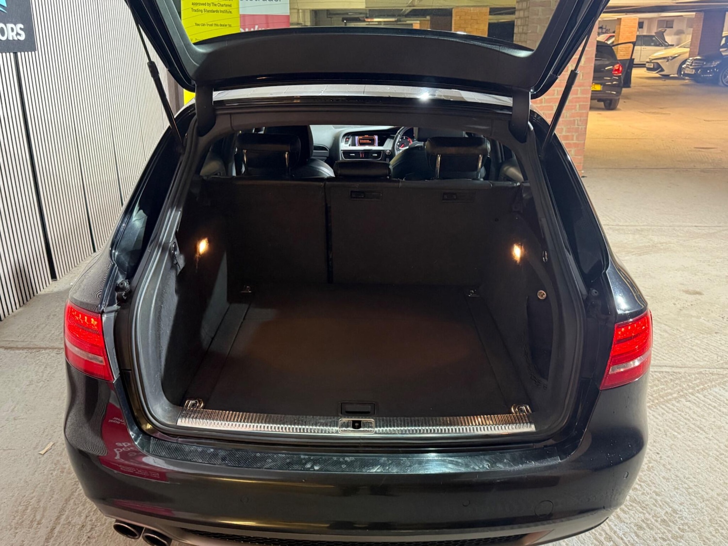 Used Audi A4 2011 for sale - 77484325: Photo 36