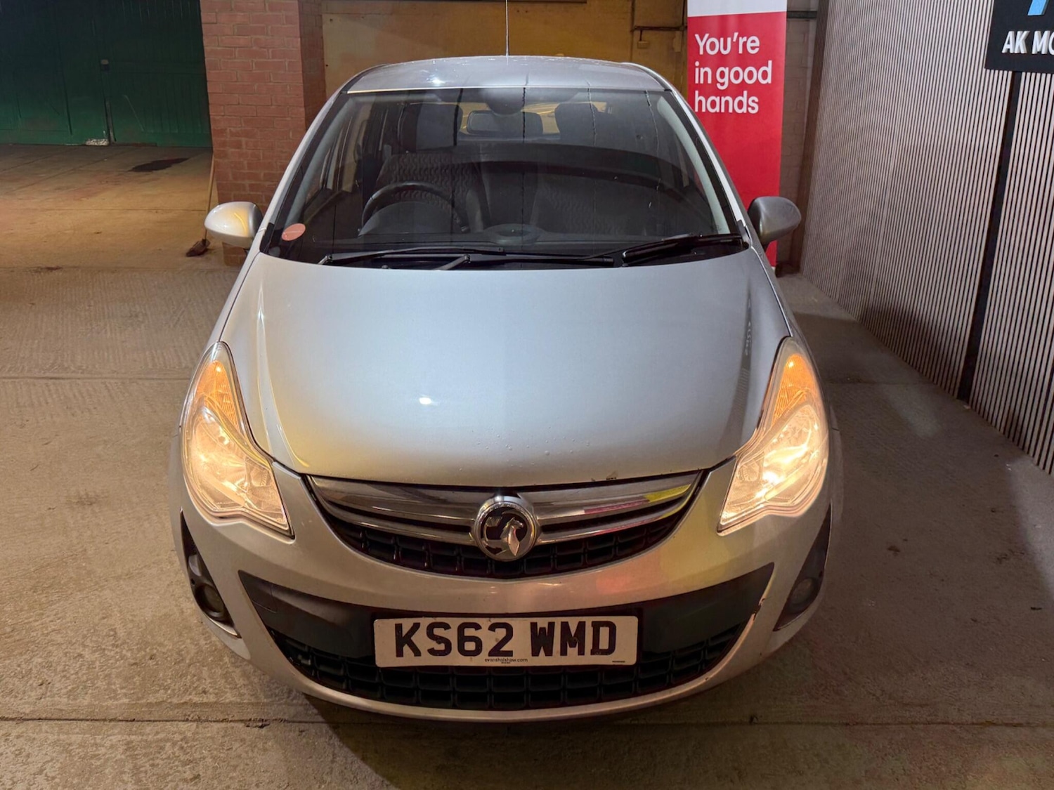 Used Vauxhall Corsa 2013 for sale - 77550167: Photo 2