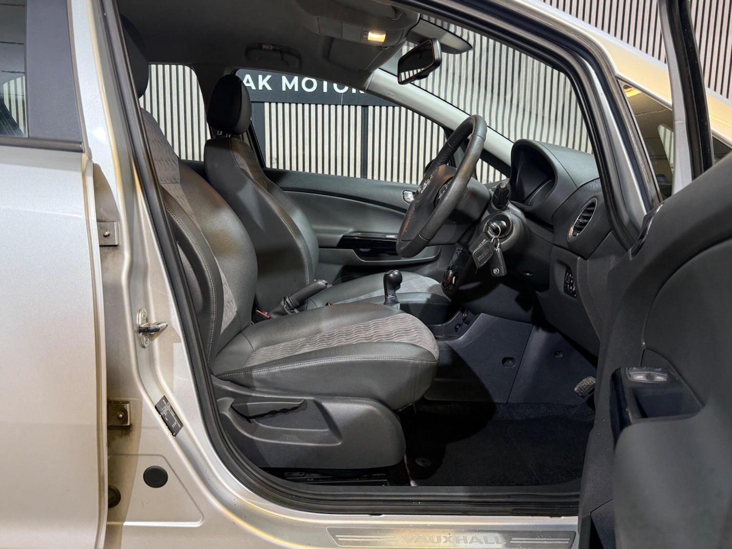 Used Vauxhall Corsa 2013 for sale - 77550167: Photo 27