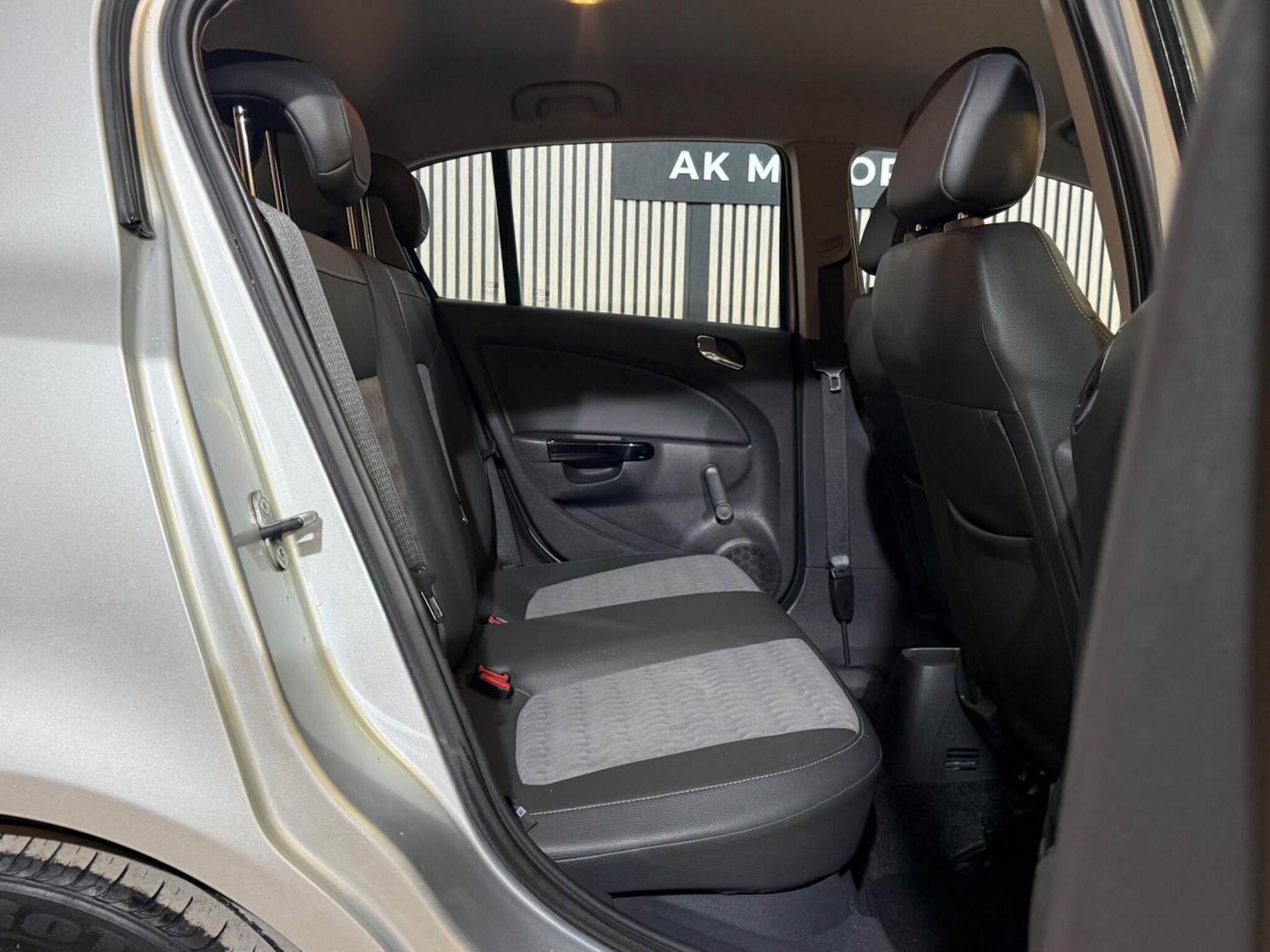 Used Vauxhall Corsa 2013 for sale - 77550167: Photo 29