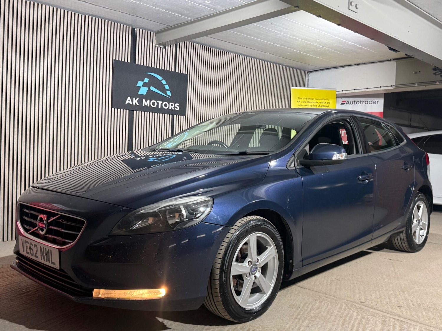 Used Volvo V40 2013 for sale - 77883085: Photo 11