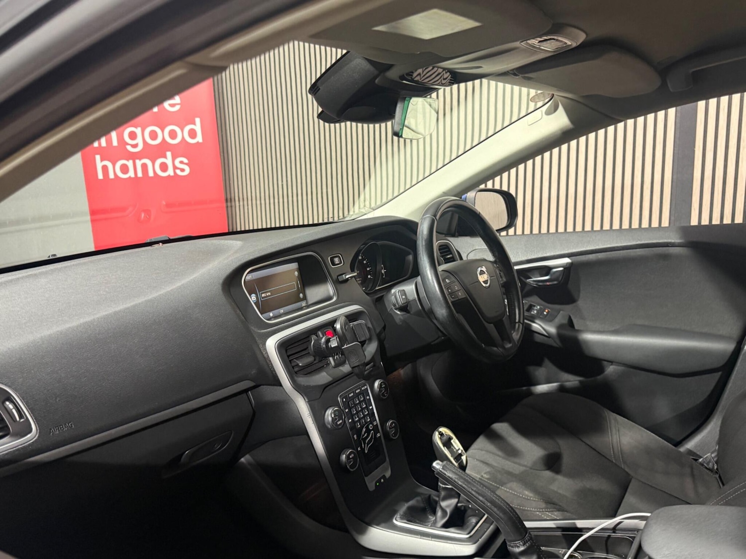 Used Volvo V40 2013 for sale - 77883085: Photo 24