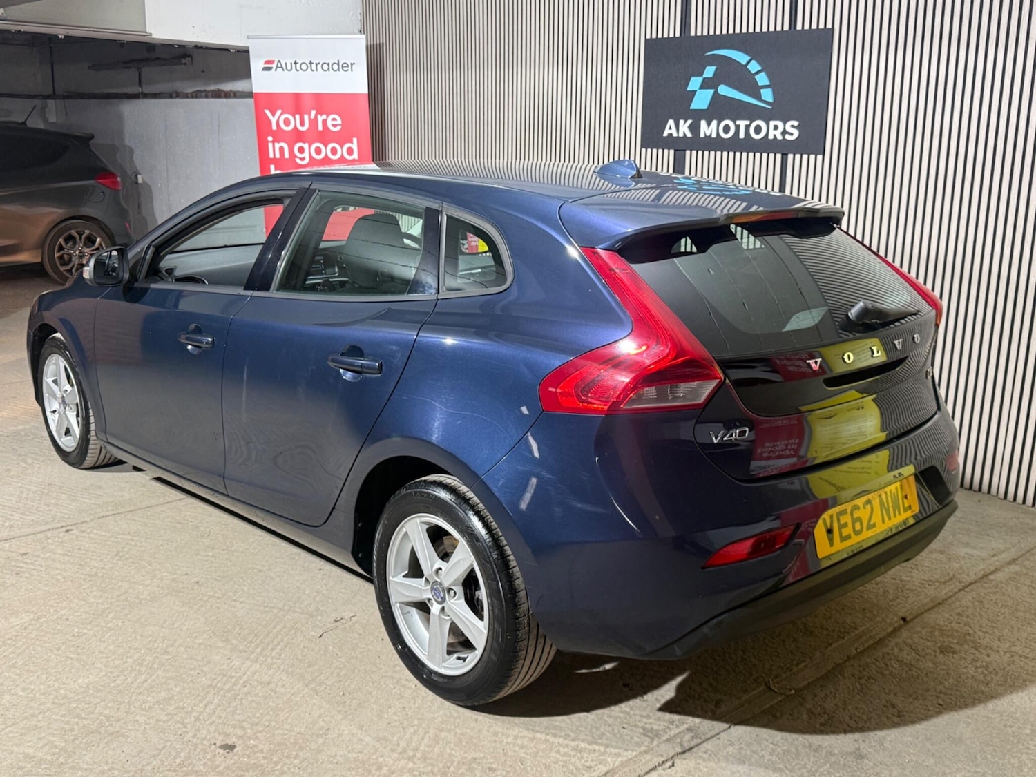Used Volvo V40 2013 for sale - 77883085: Photo 3