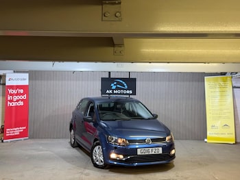 Used Volkswagen Polo 2016 for sale - 79034335: Photo