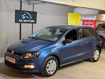 Used Volkswagen Polo 2016 for sale - 79034335: Photo