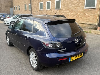 Used Mazda Mazda3 2009 for sale - 79075946: Photo