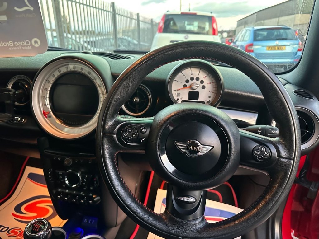 Used MINI Convertible 2012 for sale - 76245515: Photo 7