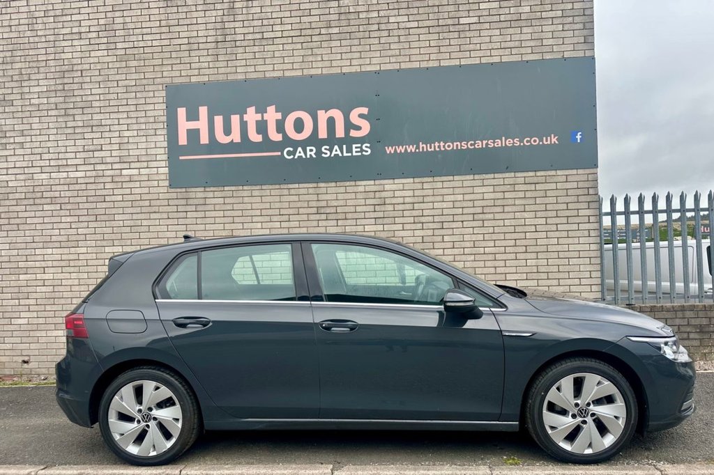 Used Volkswagen Golf 2022 for sale - 76245400: Photo 2