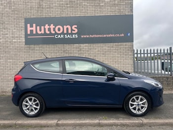 Used Ford Fiesta 2018 for sale - 76241430: Photo 2