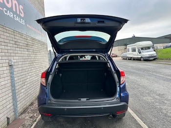 Used Honda HR-V 2015 for sale - 76438976: Photo