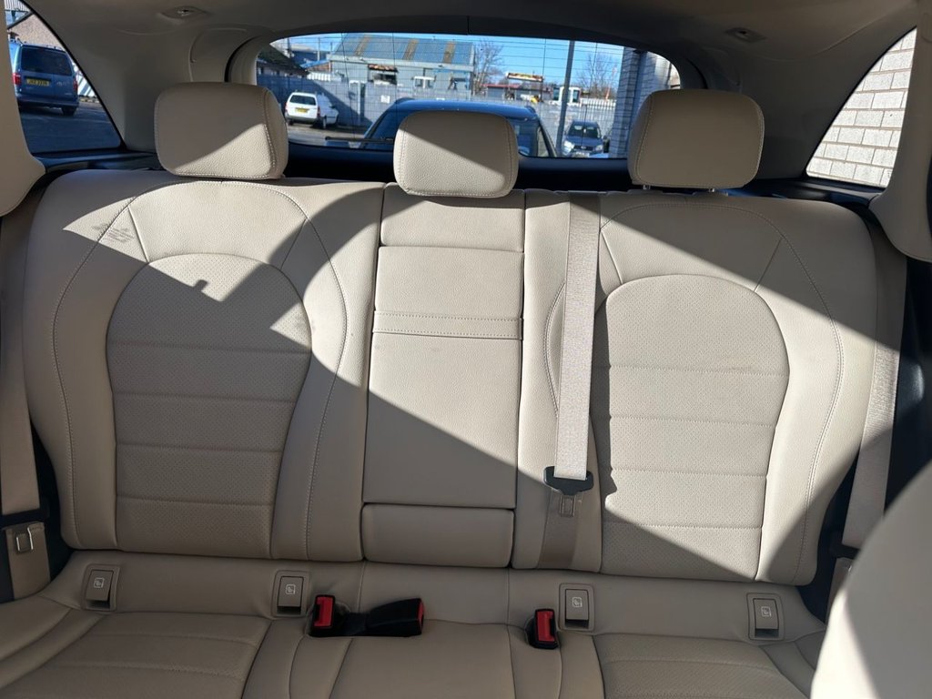 Used Mercedes-Benz GLC 2016 for sale - 77152894: Photo 10