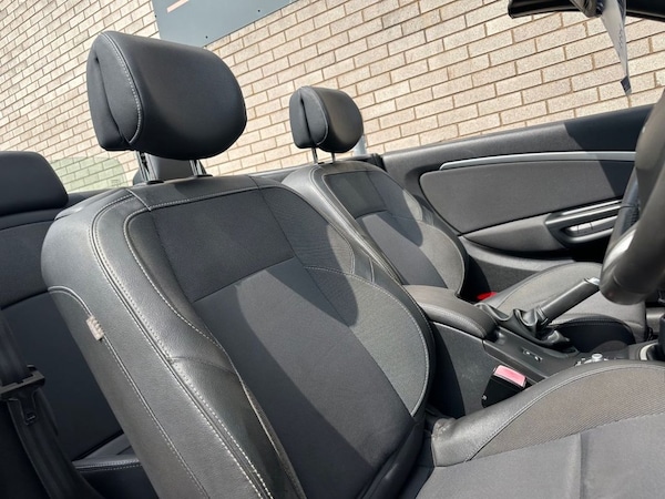 Used Renault Megane 2010 for sale - 71914543: Photo 11