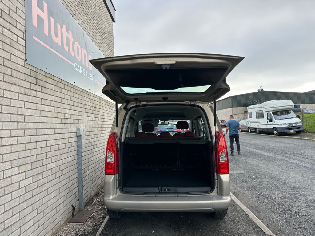 Used Citroen Berlingo 2011 for sale - 76724399: Photo 7