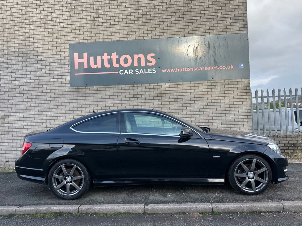 Used Mercedes-Benz C Class 2011 for sale - 76597722: Photo 2