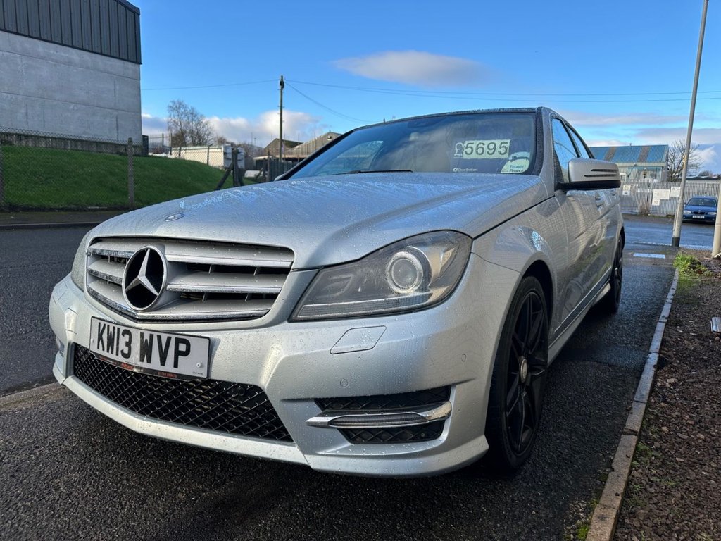 Used Mercedes-Benz C Class 2013 for sale - 76665630: Photo 4