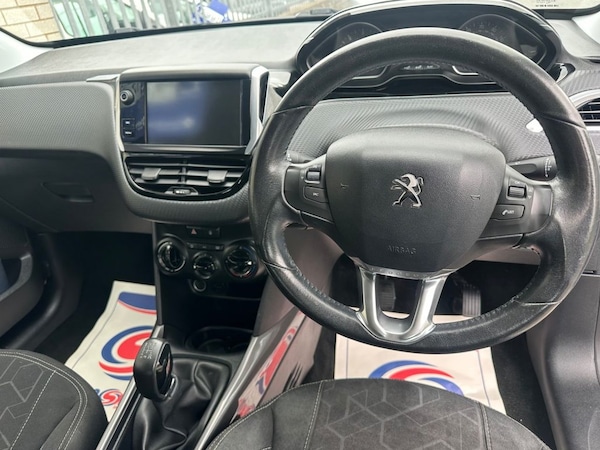 Used Peugeot 2008 2017 for sale - 76245215: Photo 8