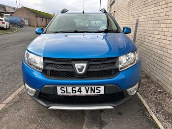 Used Dacia Sandero Stepway 2014 for sale - 76438989: Photo