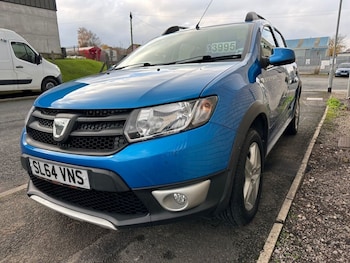 Used Dacia Sandero Stepway 2014 for sale - 76438989: Photo