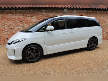 Used Toyota Estima 2016 for sale - 79060429: Photo