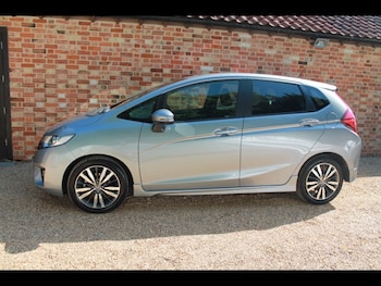 Used Honda Jazz 2016 for sale - 79328299: Photo