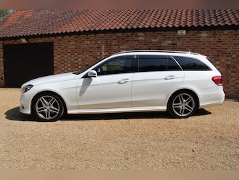 Used Mercedes-Benz E Class 2015 for sale - 78733659: Photo