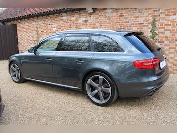 Used Audi A4 Avant 2014 for sale - 78639936: Photo