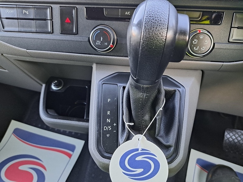 Used Volkswagen Transporter 2020 for sale - 76638673: Photo 9
