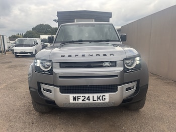 Used Land Rover Defender 2024 for sale - 76320243: Photo 3