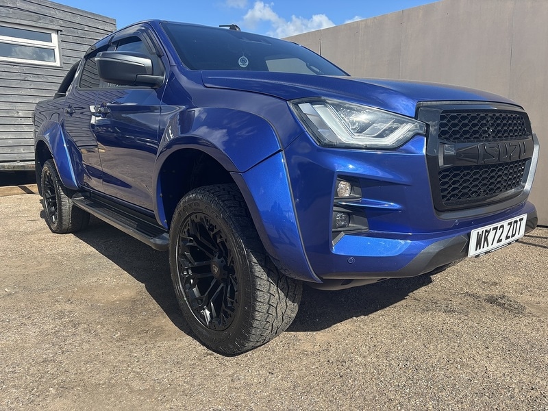 Used Isuzu D-Max 2023 for sale - 76057142: Photo 2