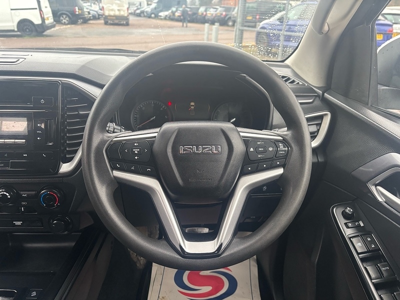 Used Isuzu D-Max 2022 for sale - 77034320: Photo 16