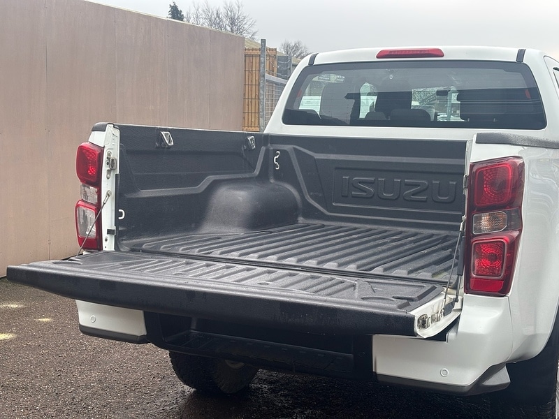 Used Isuzu D-Max 2022 for sale - 77034320: Photo 9