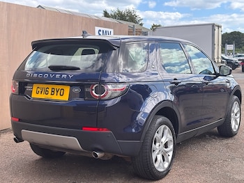 Used Land Rover Discovery Sport 2016 for sale - 79458561: Photo