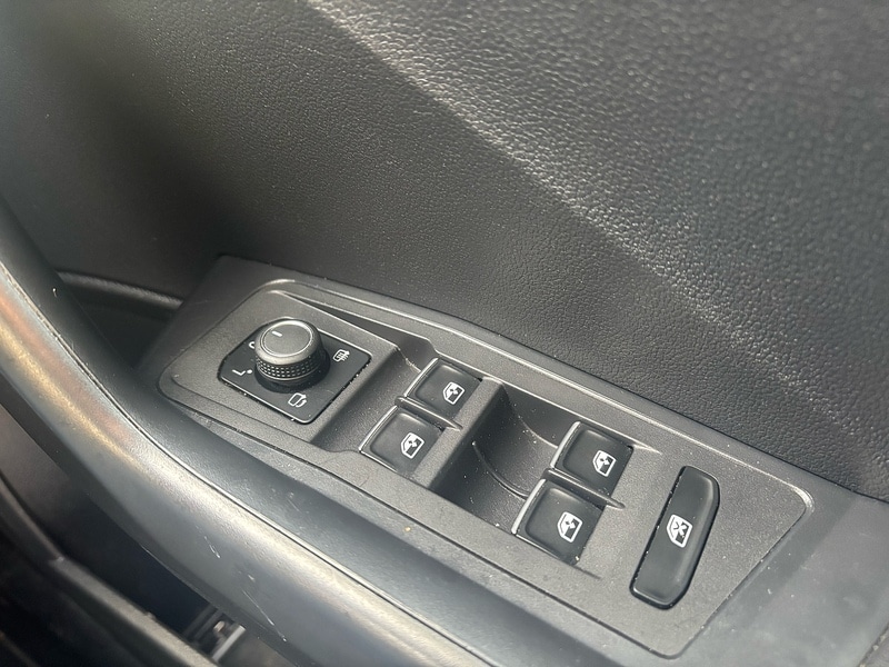 Used Volkswagen T-Roc 2019 for sale - 77024034: Photo 15