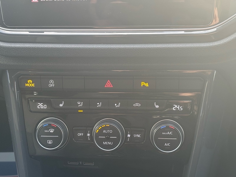 Used Volkswagen T-Roc 2019 for sale - 77024034: Photo 19