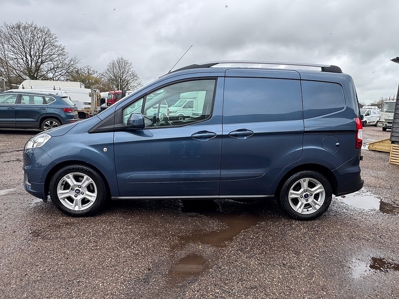 Used Ford Transit Courier 2022 for sale - 77490686: Photo 9