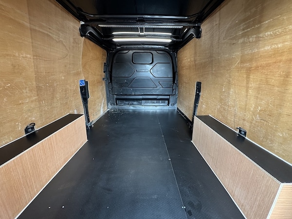 Used Ford Transit Custom 2023 for sale - 74502105: Photo 9