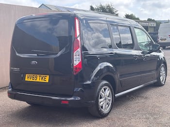 Used Ford Grand Tourneo Connect 2019 for sale - 79642602: Photo